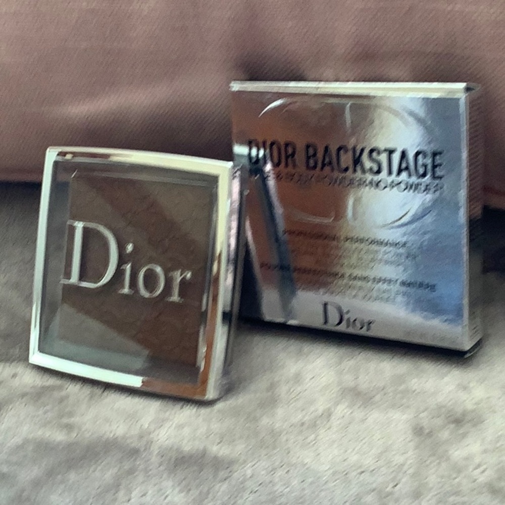 Dior Face and Body Powder